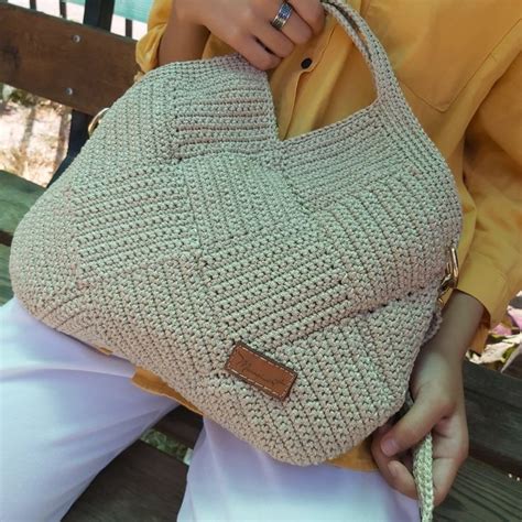 Pin Oleh Aulia Alamanda Di Crochet Purse And Bag Di