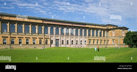 alte pinakothek in munich Stock Photo - Alamy