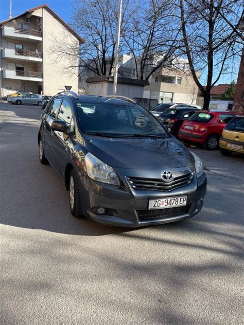 Toyota Verso 2 0 D4d 2012 God