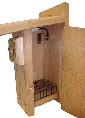 Bluebird Houses | Gilbertson Nest Box | PVC Blubird House – The