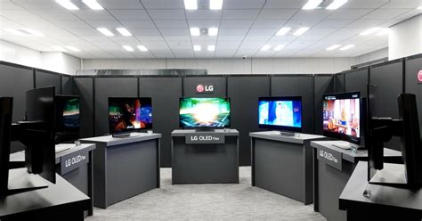 自由度は想像以上 PCでも便利に使える20段階で曲がる有機EL TVLG OLED Flexを体験してみたゲーミングにも最適1