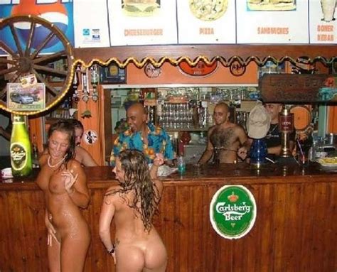 Naked Bar Drunk Party Girls Milf Picture