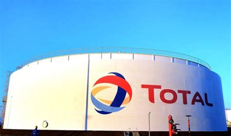 Total prodává svou chemickou divizi za 78 miliard - Euro.cz