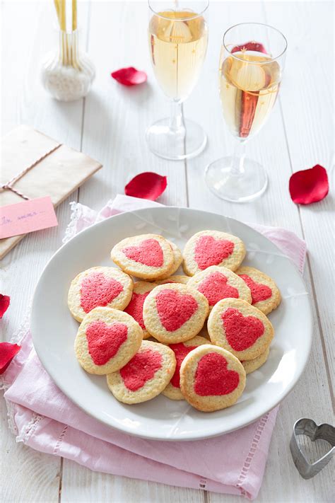 Biscuits Sabl S En Forme De Coeur Rouge Pour La Saint Valentin