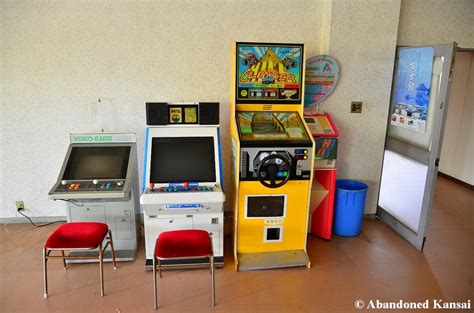 Abandoned Japanese Arcade Machines | Abandoned Kansai