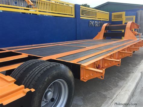 Used Daewoo Low Bed Trailer Tri Axle Low Bed Trailer Tri Axle