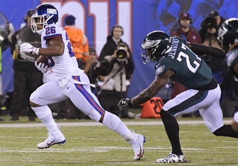 Saquon Barkley Thrills Giants Fans With Incredible Run Yahoo Sports