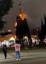 Video Se Incendia Rbol De Navidad En Tlalnepantla El Sol De Toluca