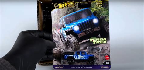 Manly Men Will Crave Mattel S New Hot Wheels Terra Trek Set Autoevolution