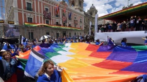 Gobierno Celebra A Os Del Estado Plurinacional Bajo Amenaza De