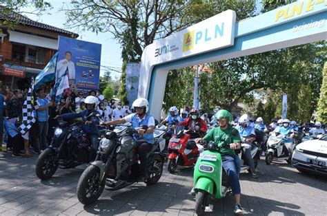 Grab Bersama Pln Hadirkan Spbklu Baru Di 6 Provinsi Di Jawa Dan Bali