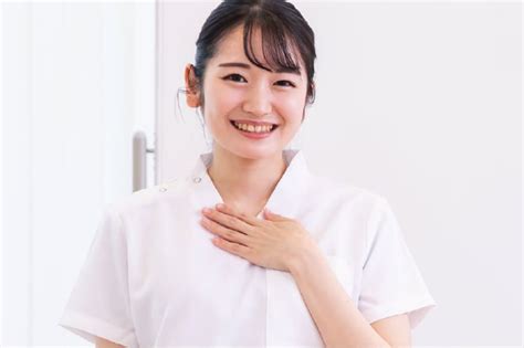 女性器のビラビラは小陰唇の肥大？ 原因と対処法