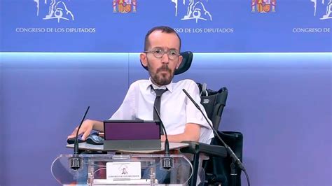 Pablo Echenique no ha pensado ni hablado de dejar la política pese a