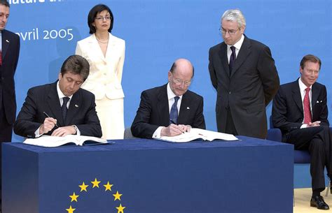 Signature Du Trait D Adh Sion De La Bulgarie L Union Europ Enne