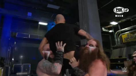 The Viking Raiders Atacan A Braun Strowman Ricochet En Backstage WWE