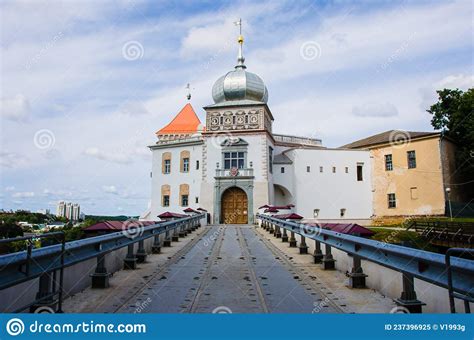 Grodno Belarus Agosto Antiguo Castillo En La Entrada Principal De