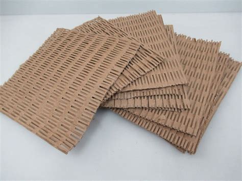 10 Lb Shredded Cardboard Packaging Material Eco Friendly Loose Void