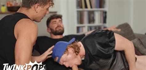 Chris Damned Felix Fox Kyle Connors Fuck In Some Allboner