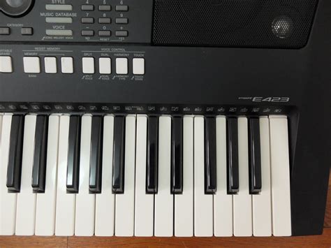 PSR E423 Yamaha PSR E423 Audiofanzine