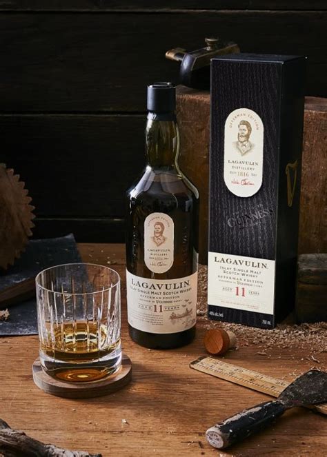 Review Lagavulin 11 Years Old Offerman Edition Charred Oak Cask 2022