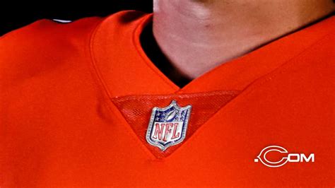 Bears debut new orange Nike jerseys