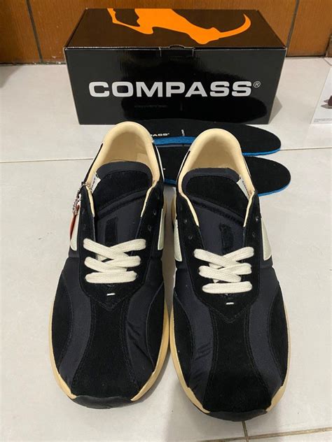 Sepatu Compass Velocity Fesyen Pria Sepatu Sneakers Di Carousell