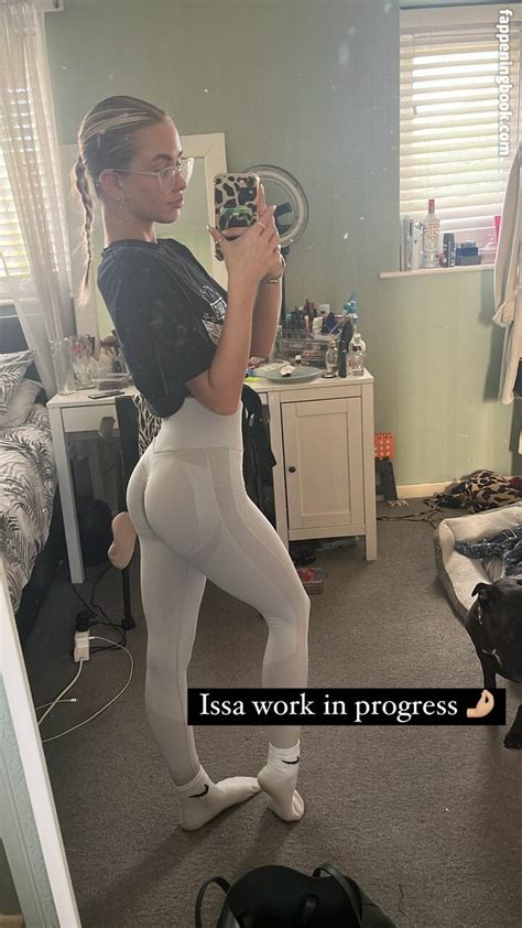 Lisa Price Lisajoulie Nude OnlyFans Leaks Fappening FappeningBook