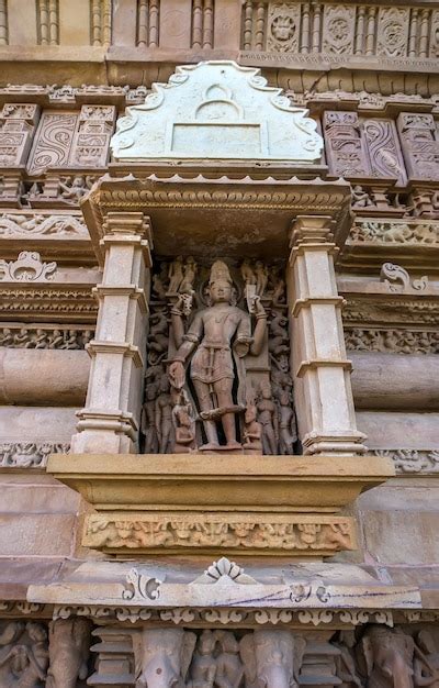 Escultura Em Uma Janela No Templo Khajuraho Grupo De Templos De