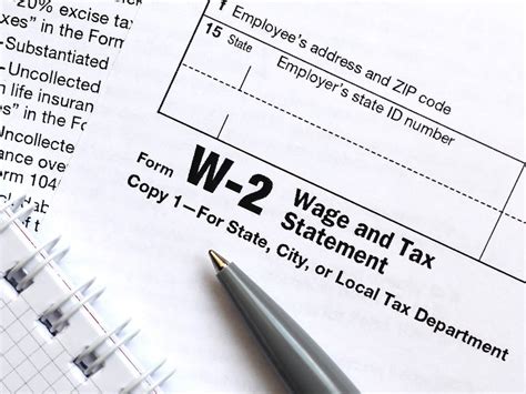 2023 Federal Income Tax Returns 5 Things Il Taxpayers Need To Know