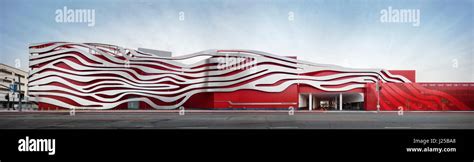 Petersen Automotive Museum Kpf