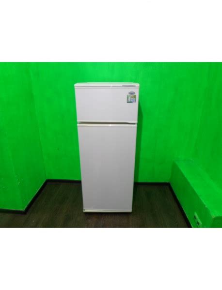 Купить б/у холодильник Атлант Н2504 недорого в Москве