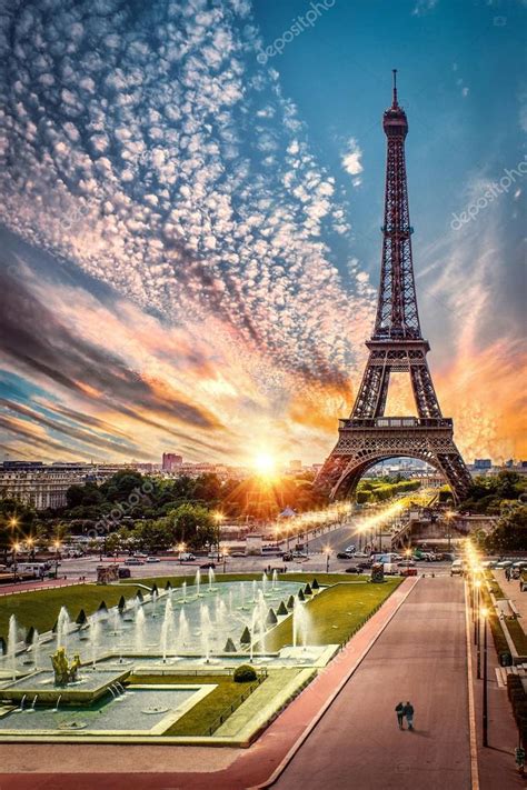 Eiffel Tower With Sunset Eiffel Tower Beautiful Sunset Paris City