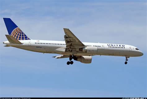 Boeing 757 222 United Airlines Aviation Photo 1942433