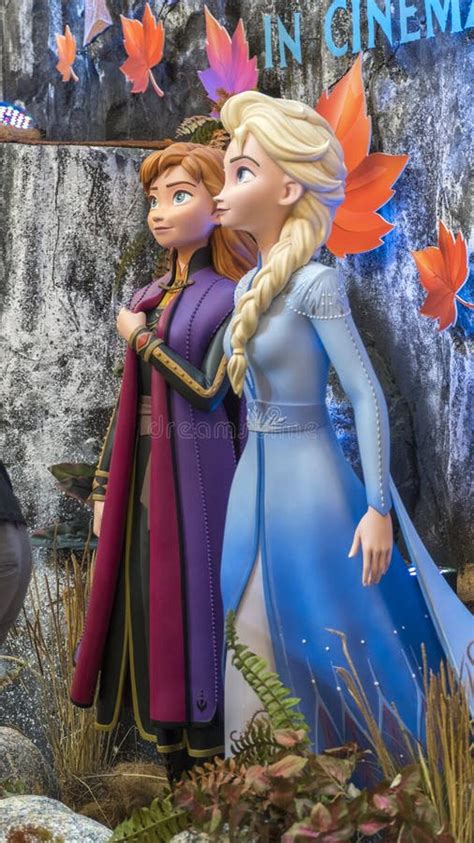 Princess Elsa And Anna From Frozen 2 Magical Journey This Event Is A