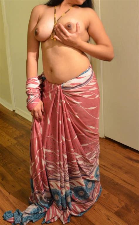 Indian Hot Saree Boobs