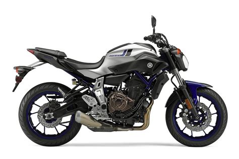 Información detallada de 2016 Yamaha MT 07 FZ07 Fotos y Especificaciones