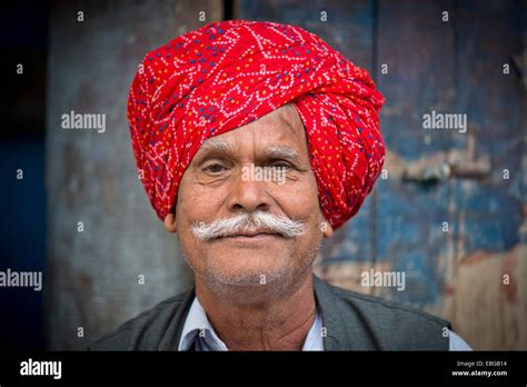 Rajasthan turban hi-res stock photography and images - Alamy 