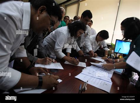 Quezon City The Philippines 21st July 2014 Leaders Of Various