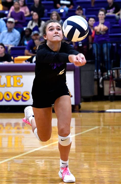 Abilene Wylie turns away Abilene High in District 4-5A volleyball play
