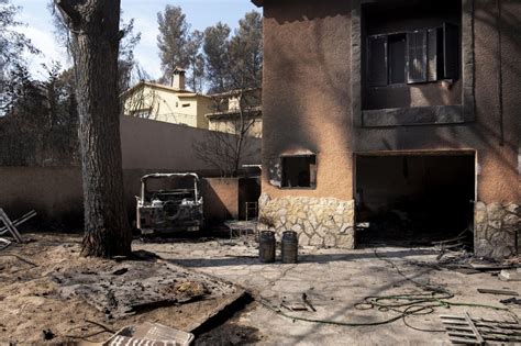 Los Efectos Del Incendio En Llutxent Fotos Politica El PaÍs