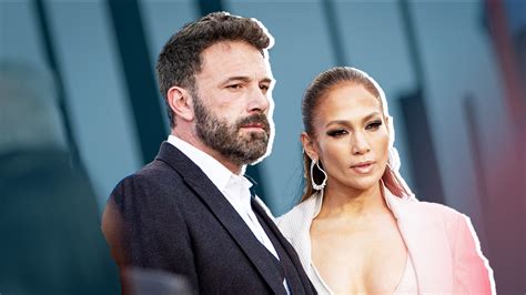 Jennifer Lopez Ben Affleck Selling Their Los Angeles Mansion Amid