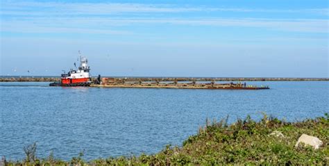 U S Army Corps Of Engineers Awards Contract To Dredge Cleveland Harbor