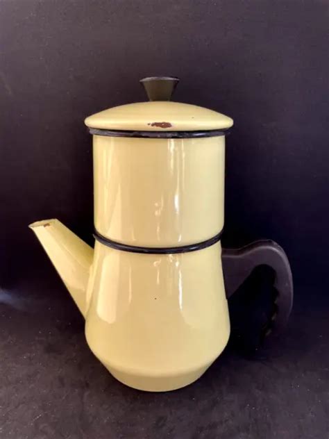 ANCIENNE CAFETIERE VERSEUSE en TÔLE EMAILLEE jaune filet noir