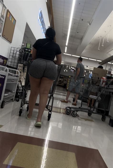 Stop N Shop Milf In Grey Shorts Oc Short Shorts Volleyball Forum