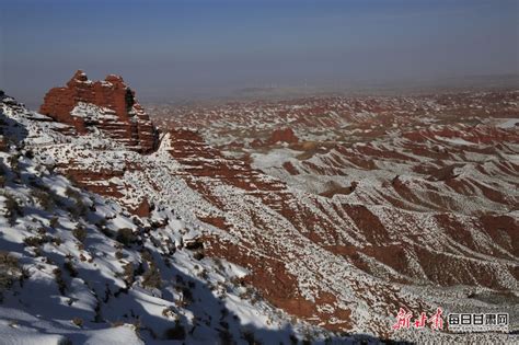 张掖：粉妆玉砌迎远客 雪映丹霞醉春风 国际在线移动版