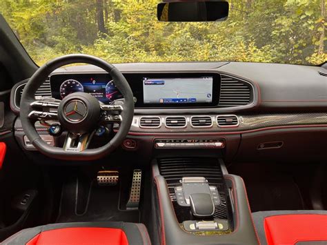 Carving Curves: Mercedes' AMG GLE 53 Coupe | Naples Illustrated