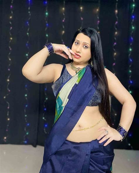 Anjali Rana Chubby Navel And Belly Button Exposed In Saree Glamsundari In