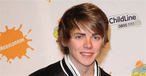 Former EastEnders Peter Beale actor Thomas Law looks completely ...