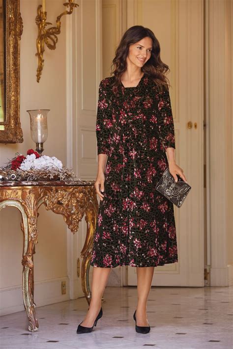 Devore dress | Dresses, Pretty dresses, Fashion