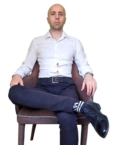 Open vs Closed Body Language: Read People, Signal Status | The Power Moves